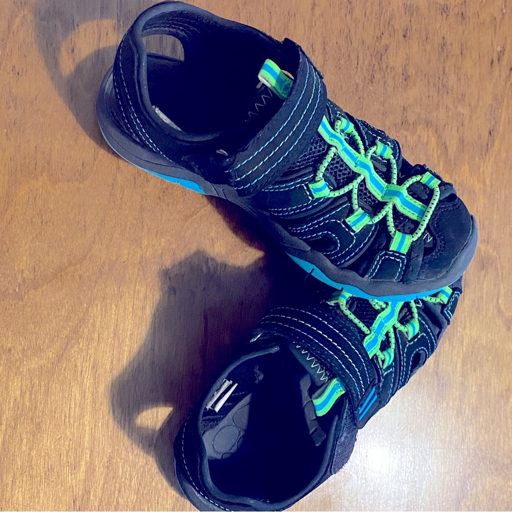 COPY - Brand new worn once boys scandal